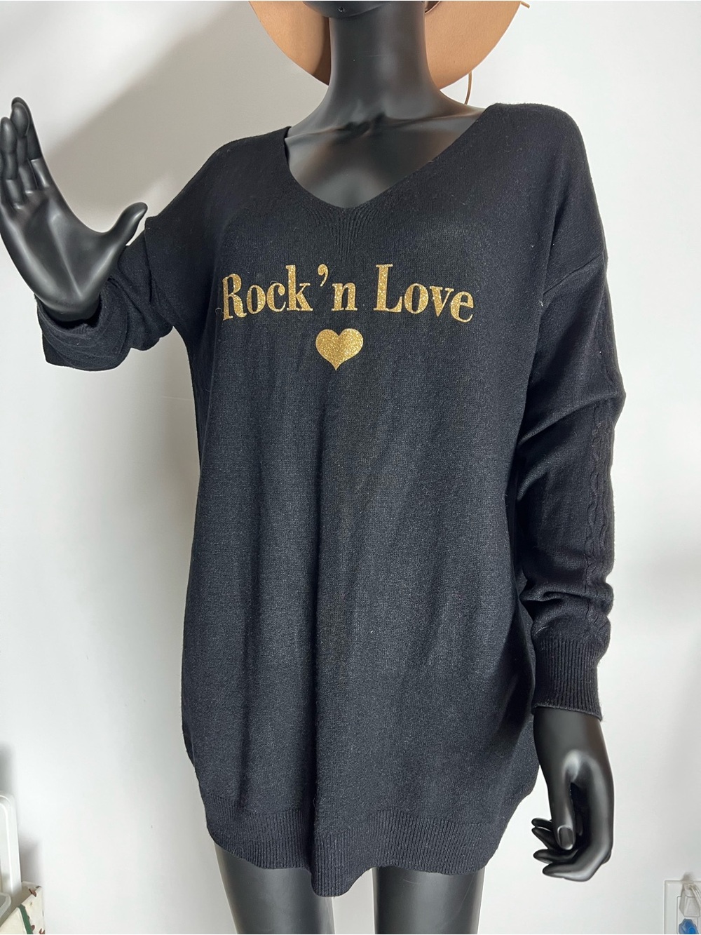 Made in Italy 🇮🇹 Rock'n Love Black Sweater with Gold Accent
